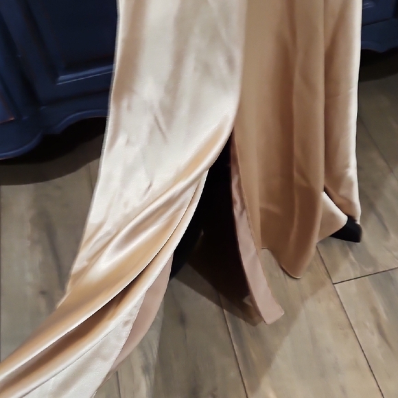 Xscape Gold Satin Mermaid Maxi Dress - Picture 5 of 11